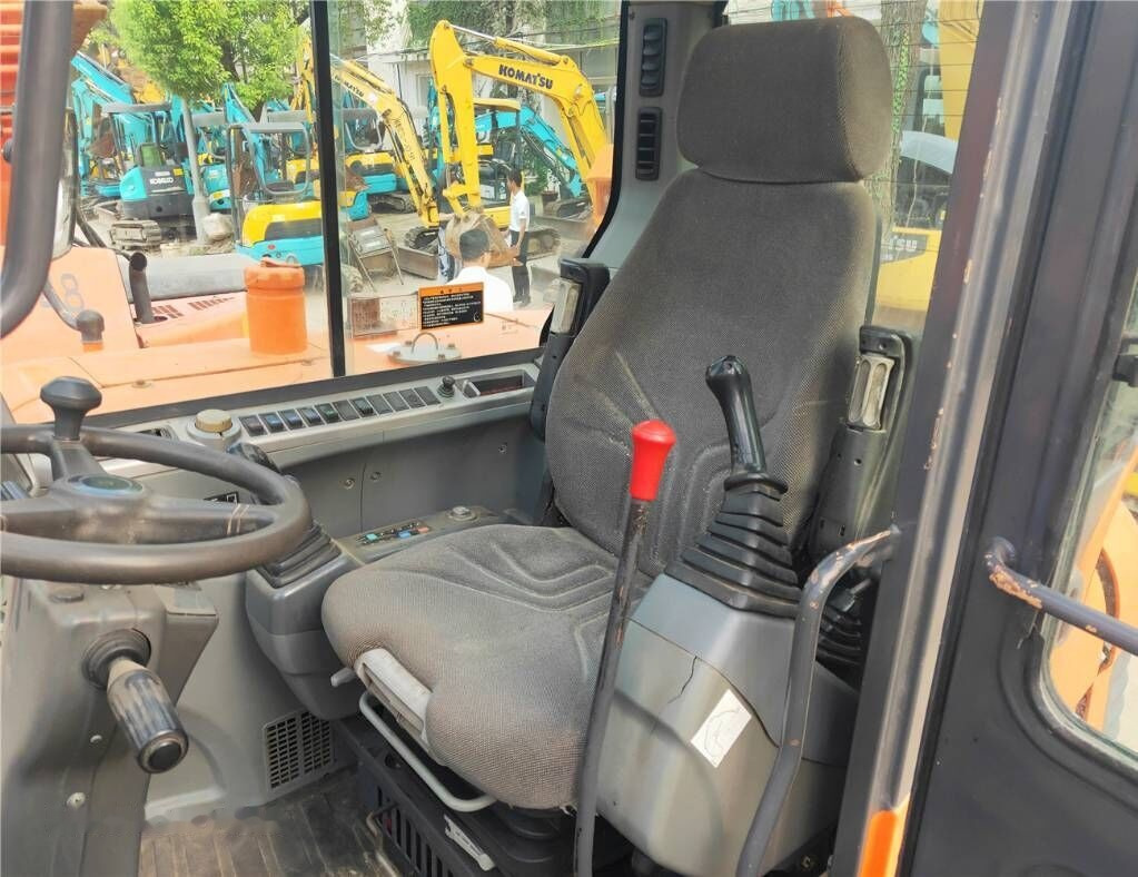Doosan DX60 W - Bager na kolesih: slika 4 Doosan DX60 W - Bager na kolesih: slika 4
