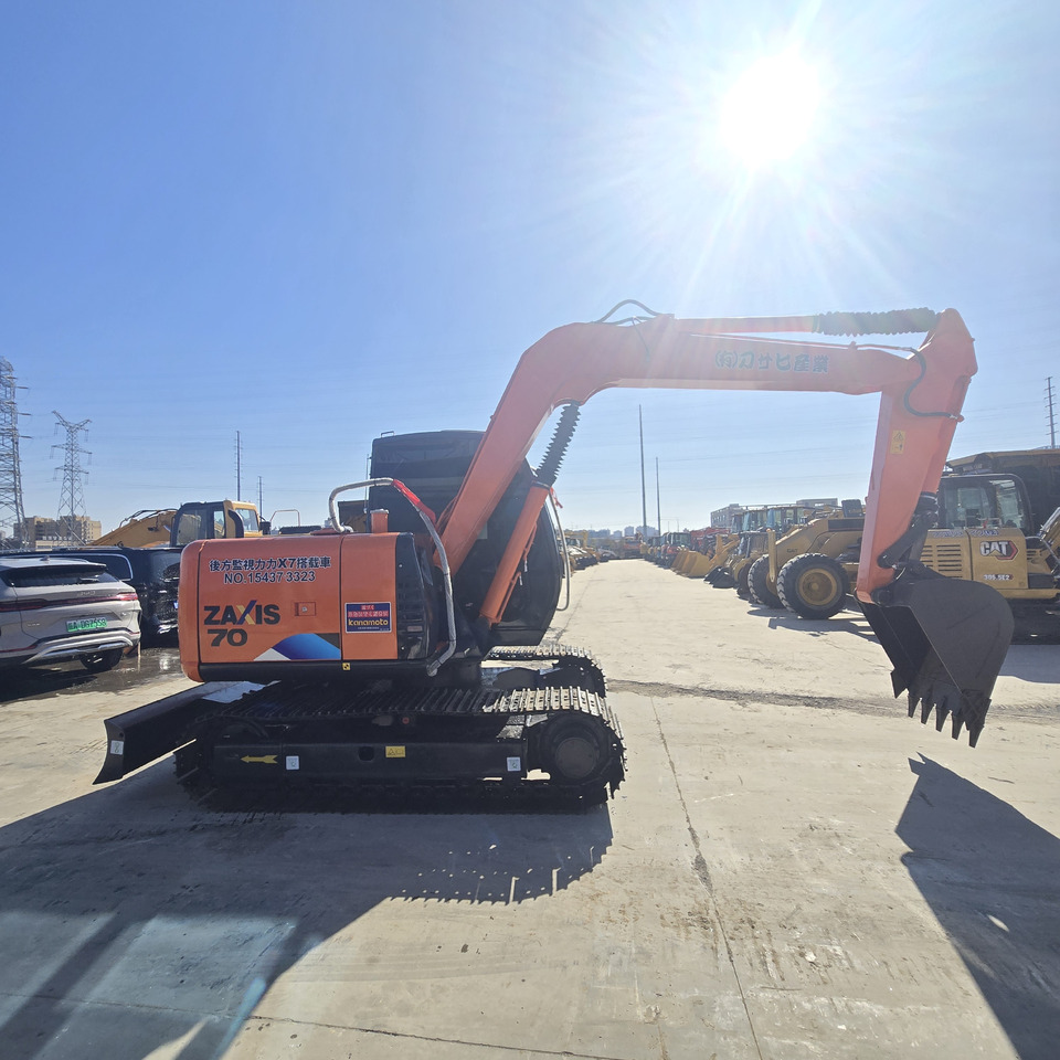HITACHI ZX70 - Mini bager: slika 5 HITACHI ZX70 - Mini bager: slika 5