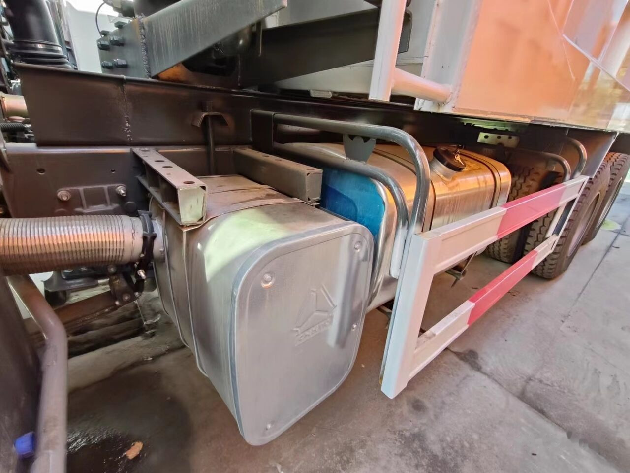 Howo New - Tovornjak prekucnik: slika 5 Howo New - Tovornjak prekucnik: slika 5