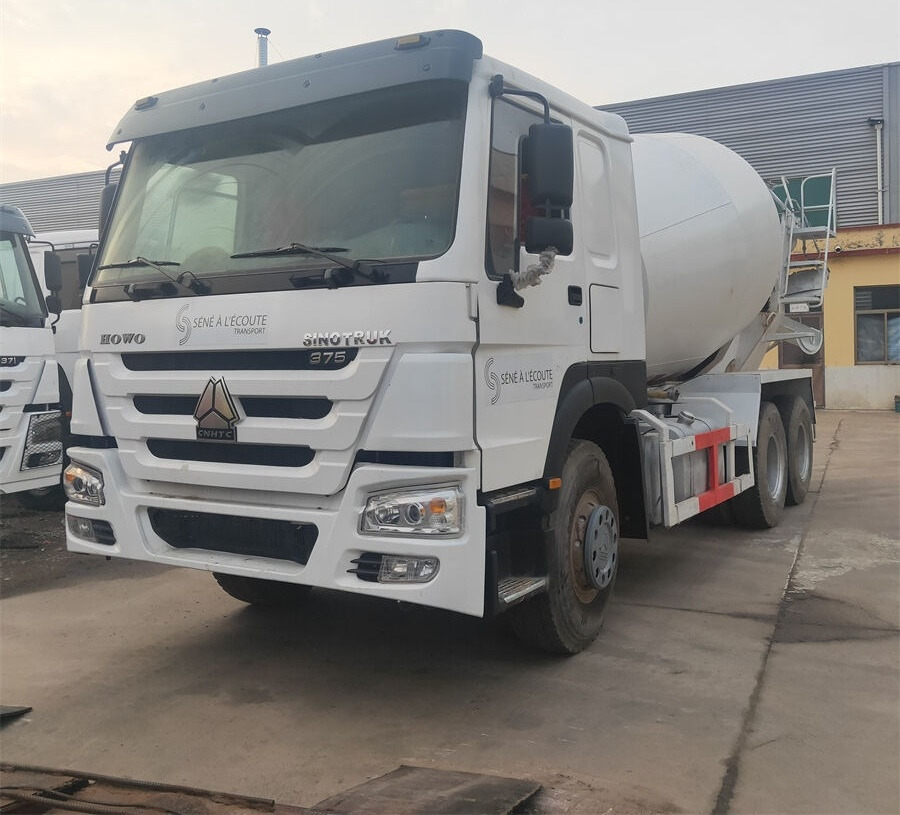 Howo ZZ1257N4347C1 - Avtomešalec: slika 1 Howo ZZ1257N4347C1 - Avtomešalec: slika 1