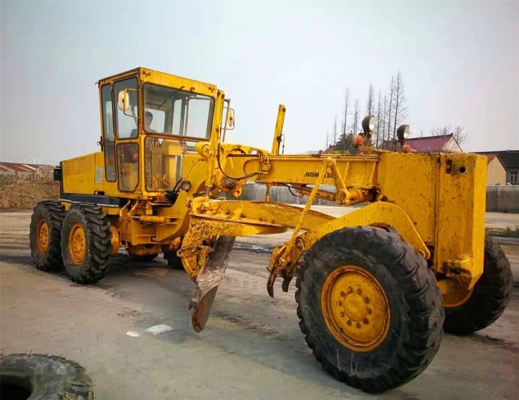Komatsu GD623A - Greder: slika 1 Komatsu GD623A - Greder: slika 1