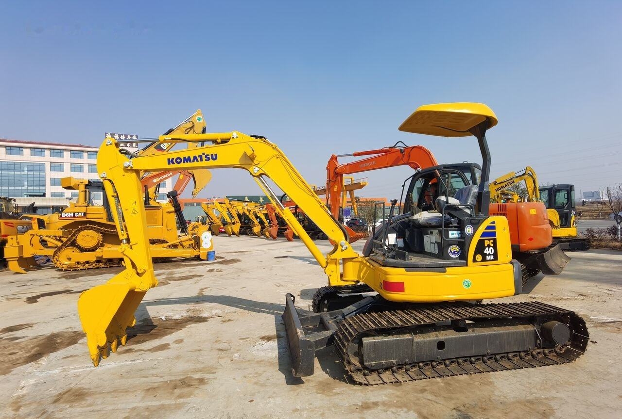 Komatsu PC40MR - Mini bager: slika 1 Komatsu PC40MR - Mini bager: slika 1
