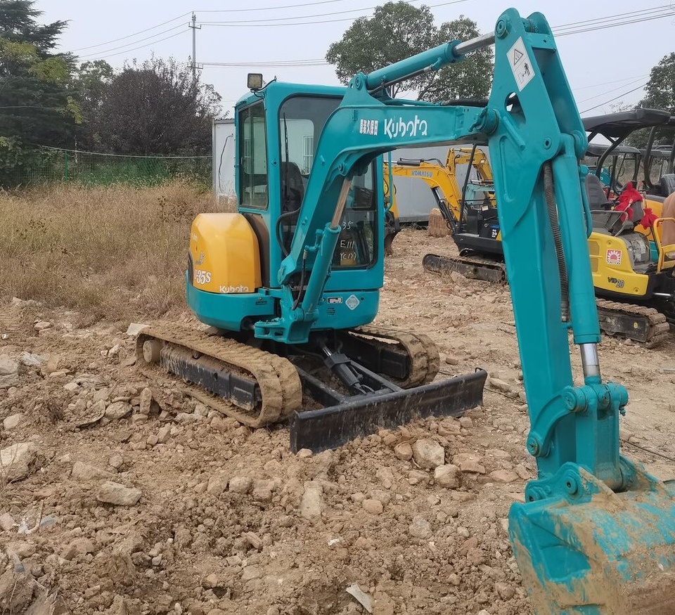 Kubota U35 - Mini bager: slika 2 Kubota U35 - Mini bager: slika 2