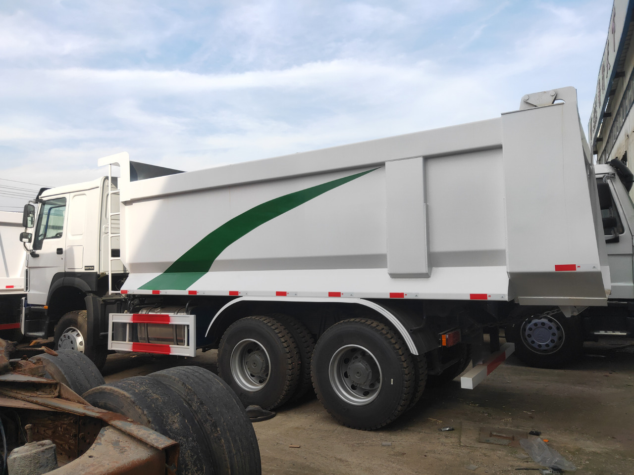 Tovornjak prekucnik Sinotruk HOWO 371 6*4 Dump truck: slika 10 Tovornjak prekucnik Sinotruk HOWO 371 6*4 Dump truck: slika 10