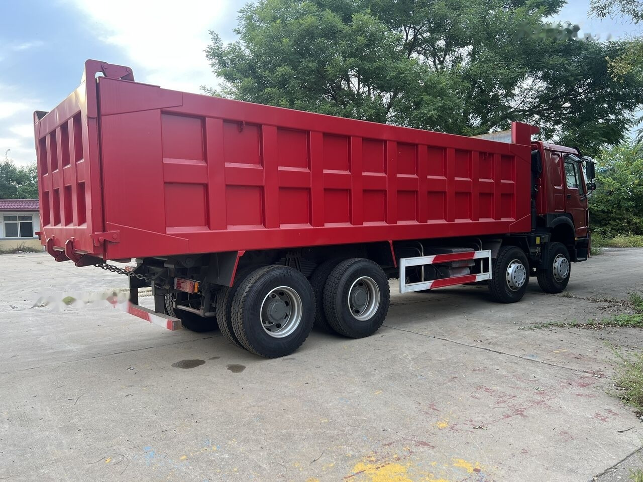 Sinotruk HOWO 8*4 Dump truck - Tovornjak prekucnik: slika 2 Sinotruk HOWO 8*4 Dump truck - Tovornjak prekucnik: slika 2
