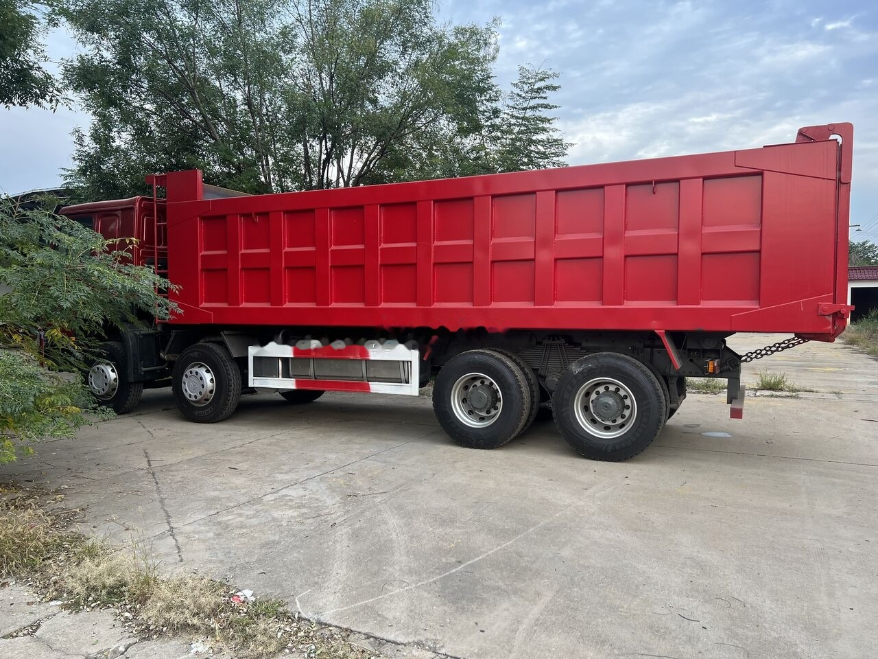 Sinotruk HOWO 8*4 Dump truck - Tovornjak prekucnik: slika 3 Sinotruk HOWO 8*4 Dump truck - Tovornjak prekucnik: slika 3