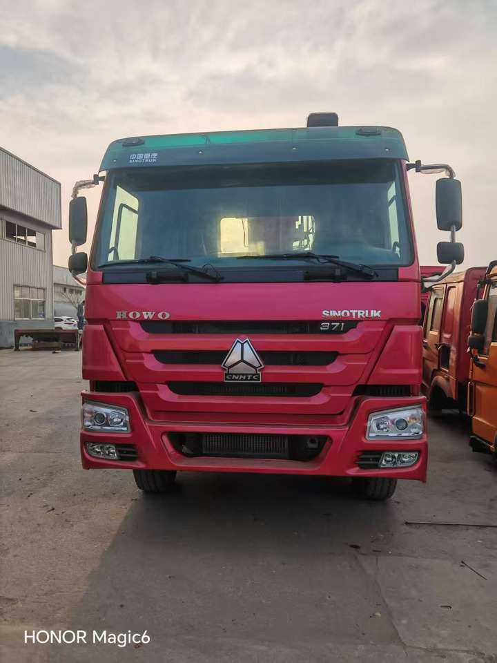 Avtodvigalo Sinotruk HOWO 8*4 Mobile crane: slika 10