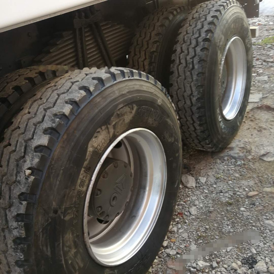 Mini demper Sinotruk HOWO 8*4 dump truck: slika 7