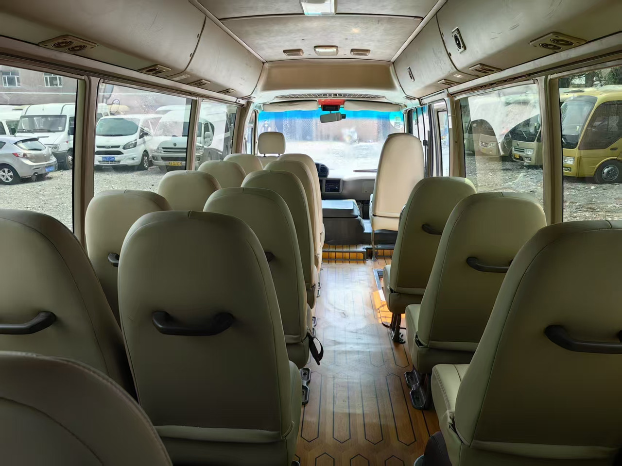 Toyota Coaster - Minibus, Potniški kombi: slika 3 Toyota Coaster - Minibus, Potniški kombi: slika 3