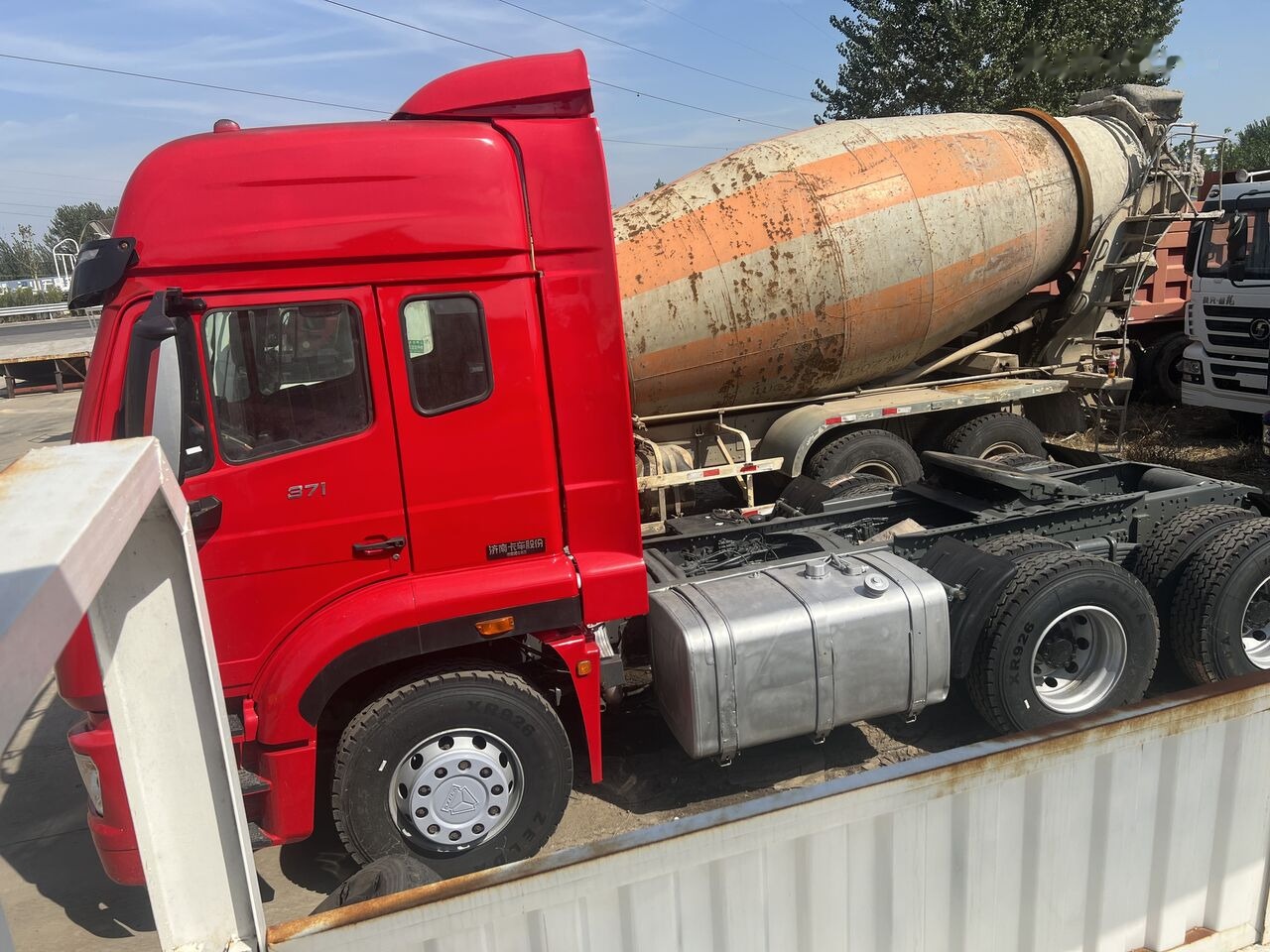 Howo 6X4 - Vlačilec: slika 2 Howo 6X4 - Vlačilec: slika 2