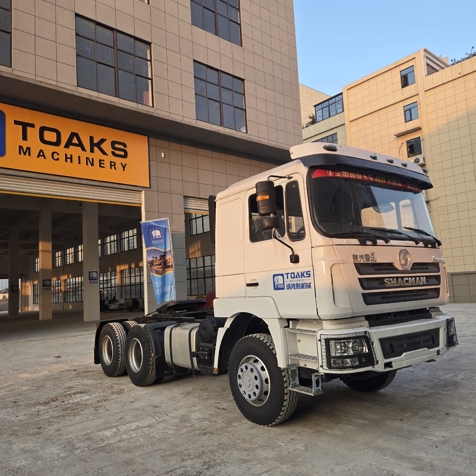 SHACMAN F3000 - Vlačilec: slika 1 SHACMAN F3000 - Vlačilec: slika 1