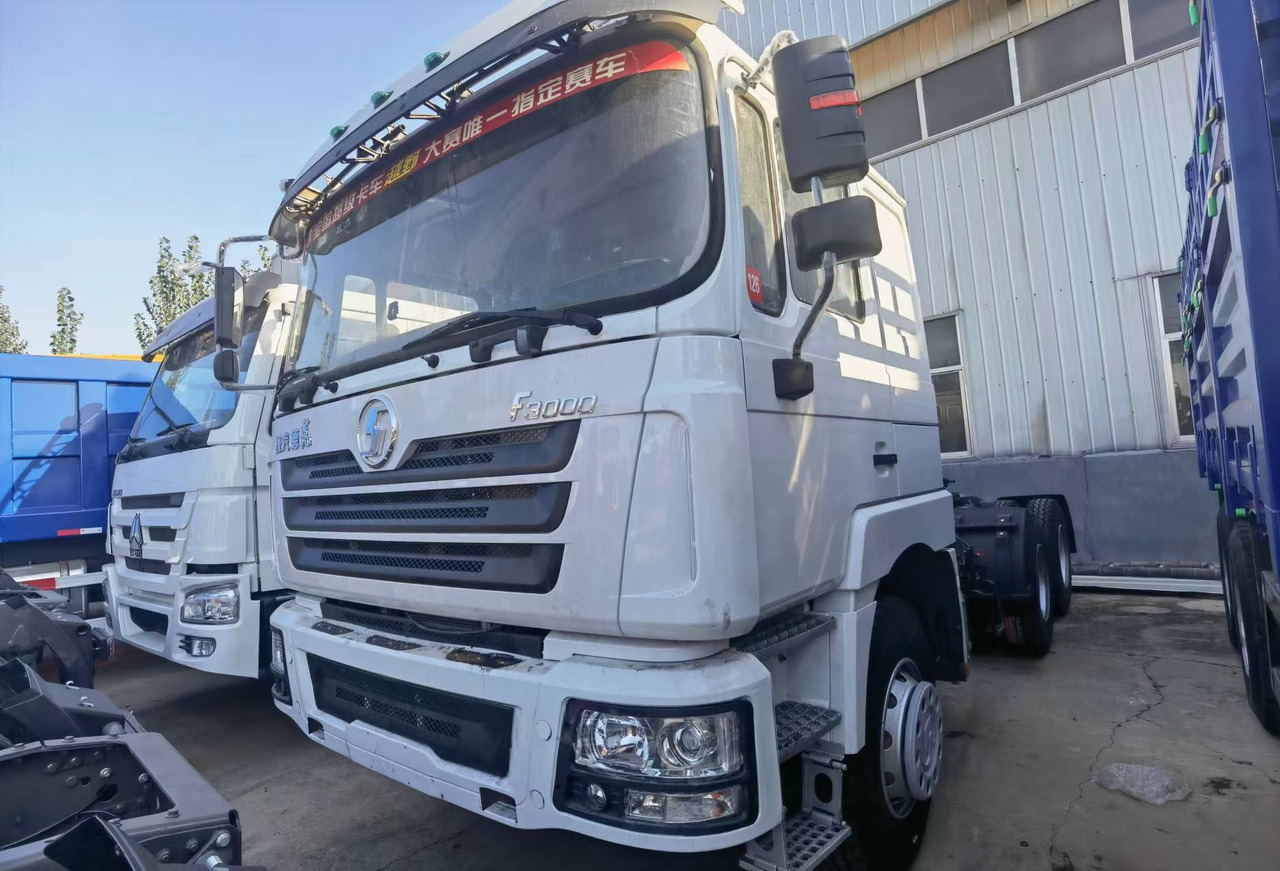 Shacman F3000 6*4 Tractor - Vlačilec: slika 4 Shacman F3000 6*4 Tractor - Vlačilec: slika 4