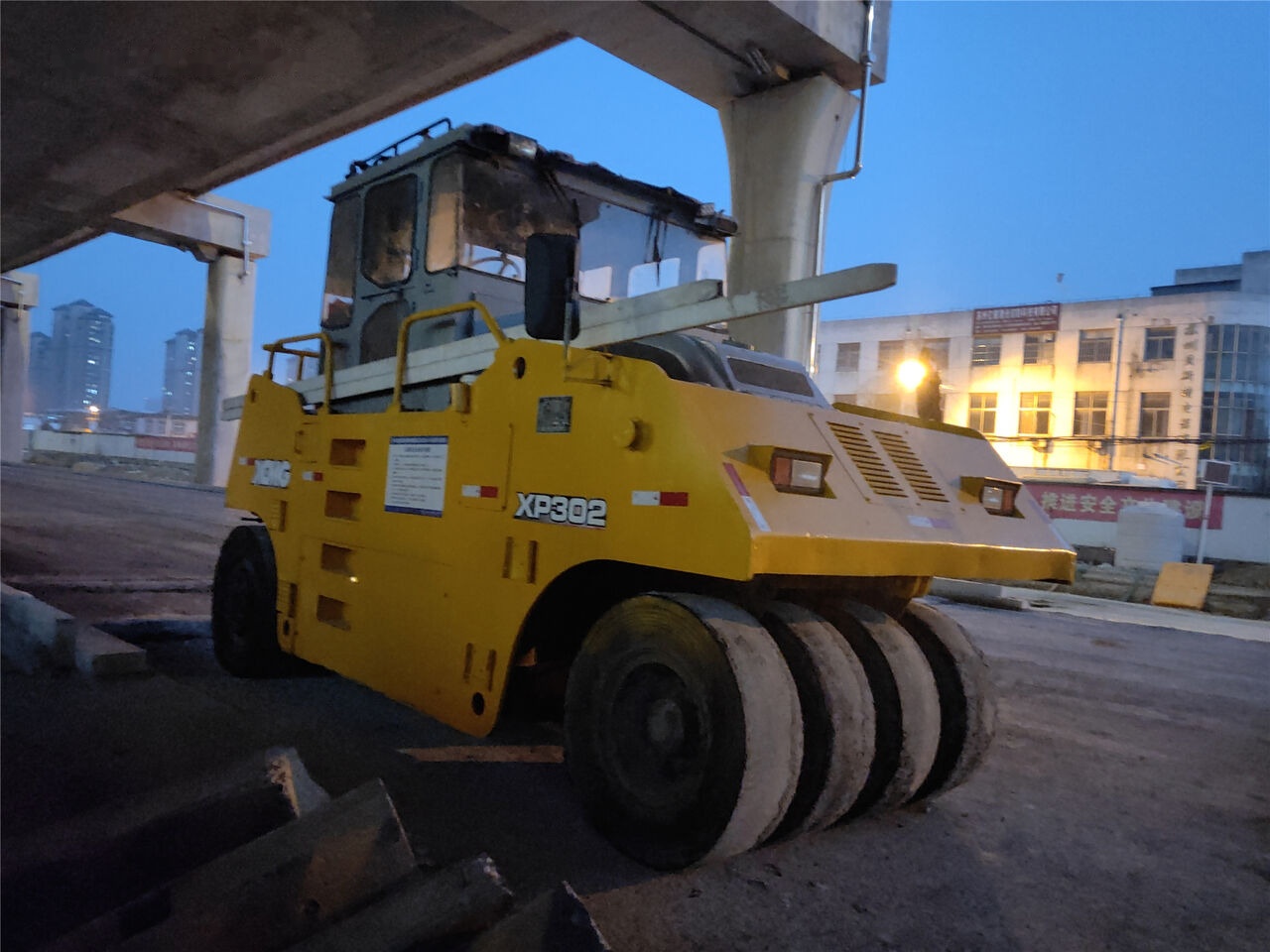 XCMG XP302 - Pnevmatski valjar: slika 5 XCMG XP302 - Pnevmatski valjar: slika 5