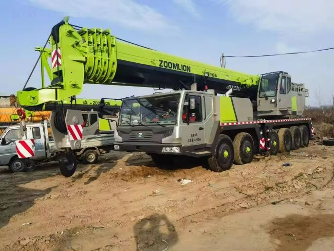 Zoomlion ZTC 1000V - Avtodvigalo: slika 1 Zoomlion ZTC 1000V - Avtodvigalo: slika 1