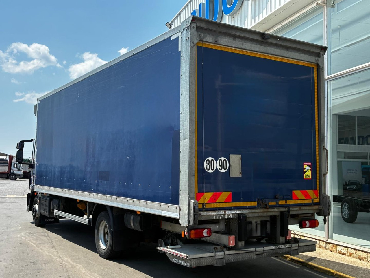 Caja cerrada IVECO Eurocargo ML 120 E22 - Tovornjak zabojnik: slika 4 Caja cerrada IVECO Eurocargo ML 120 E22 - Tovornjak zabojnik: slika 4