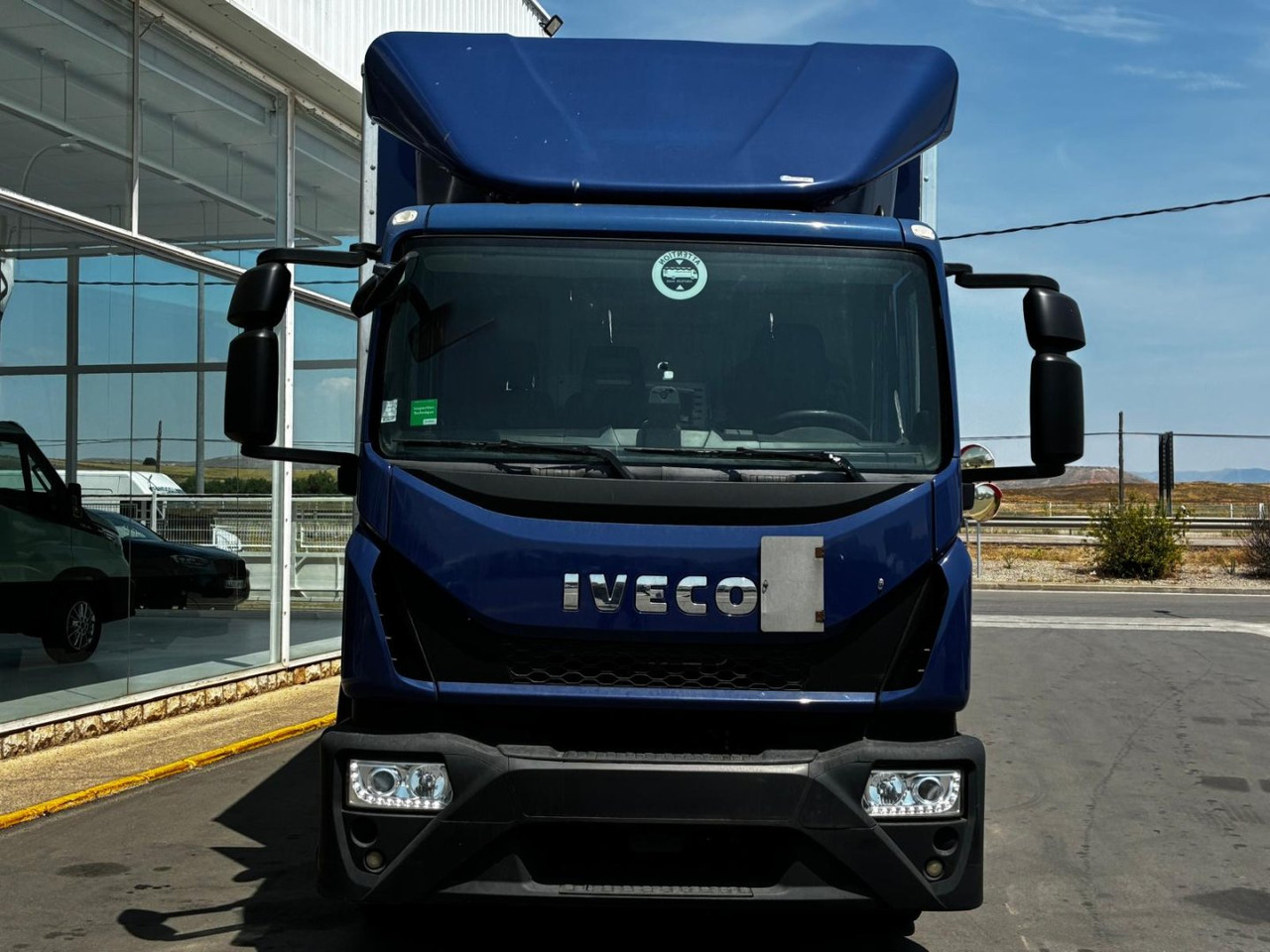 Caja cerrada IVECO Eurocargo ML 120 E22 - Tovornjak zabojnik: slika 2 Caja cerrada IVECO Eurocargo ML 120 E22 - Tovornjak zabojnik: slika 2