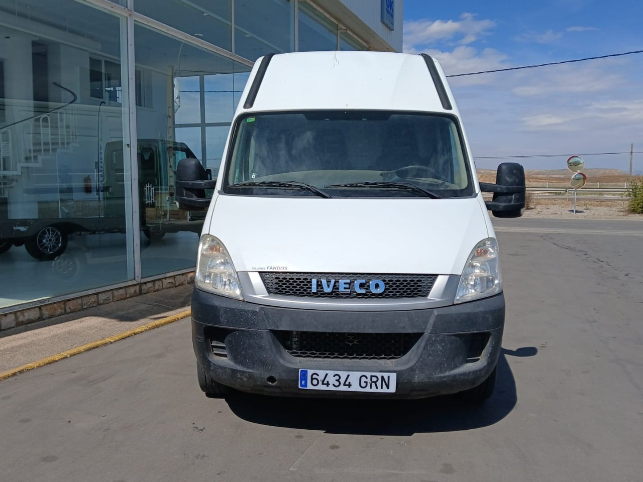 Furgón IVECO 35S13 10m3 - Furgon: slika 2 Furgón IVECO 35S13 10m3 - Furgon: slika 2