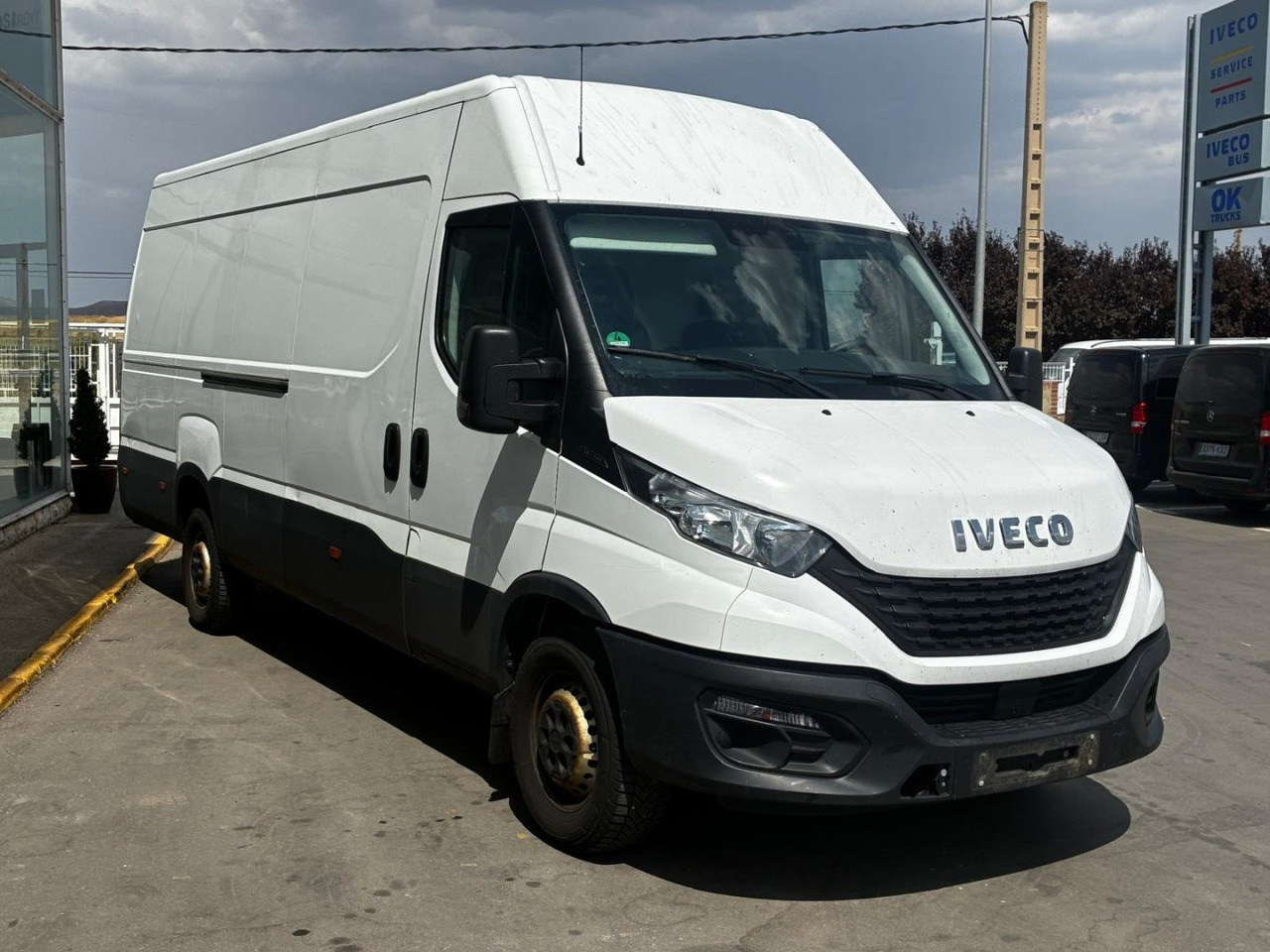 Furgón IVECO 35S14 16m3 - Furgon: slika 3 Furgón IVECO 35S14 16m3 - Furgon: slika 3