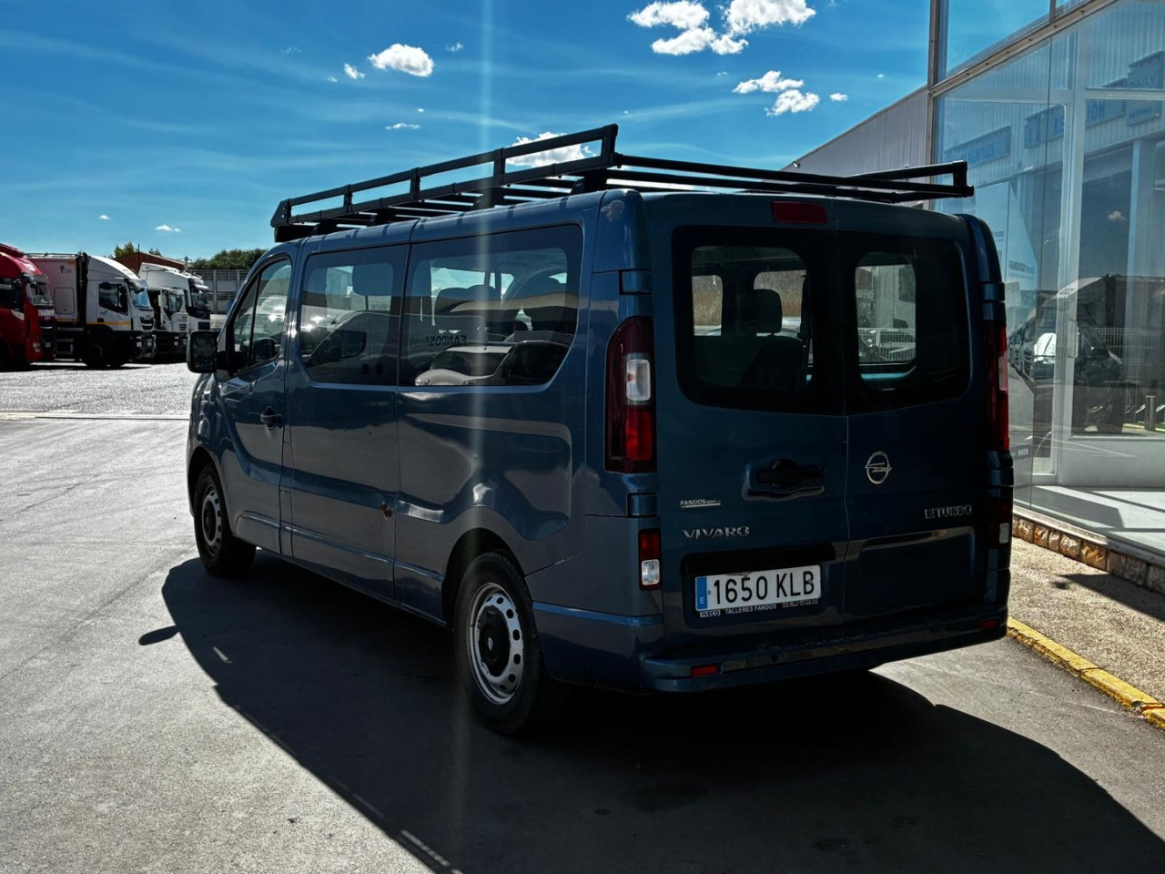 Furgón Opel Vivaro 9 Plazas - Furgon: slika 4 Furgón Opel Vivaro 9 Plazas - Furgon: slika 4