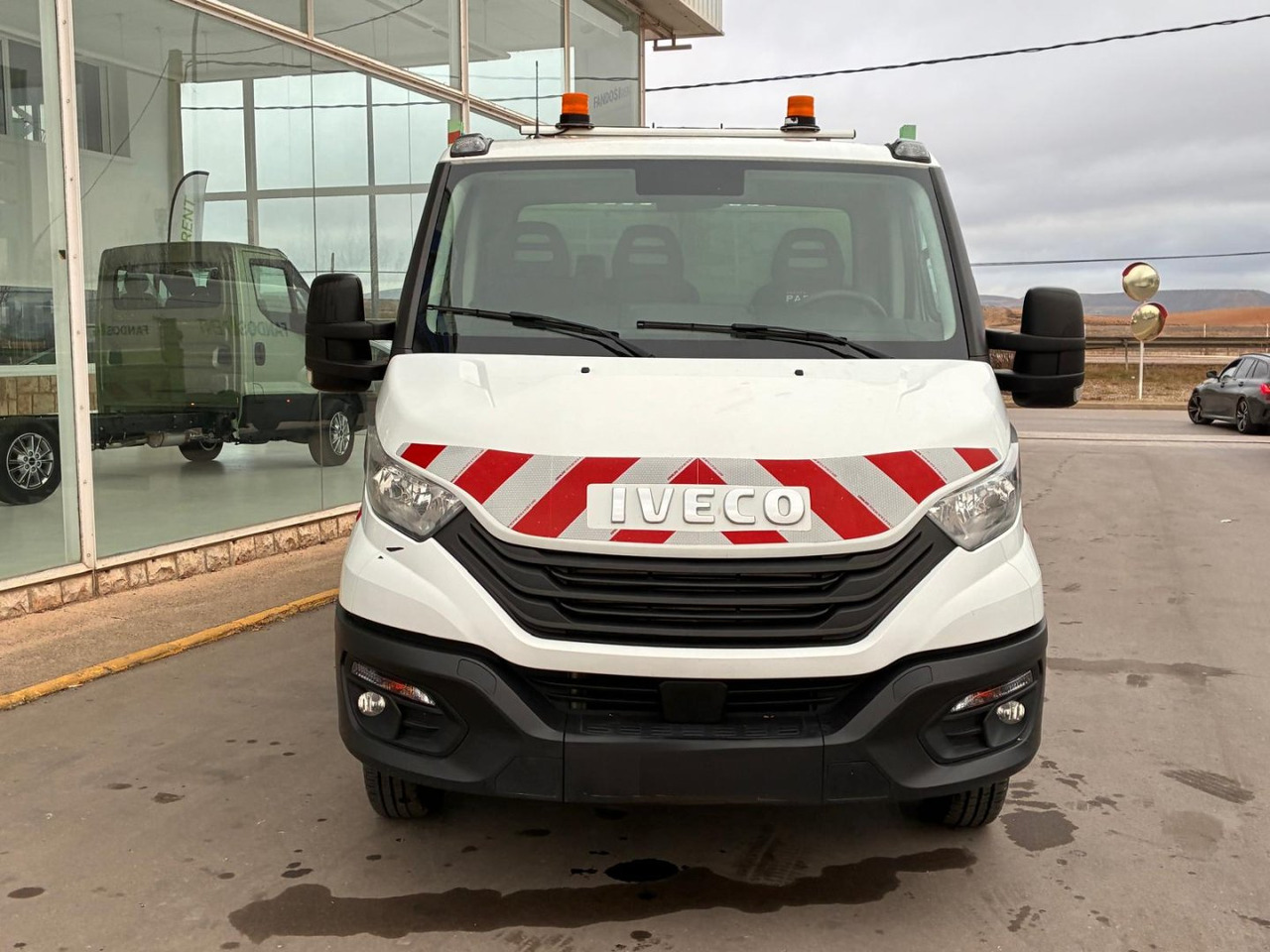 Volquete/Dumper IVECO 35C16 3.0 CAJA BASCULANTE - Dostavno vozilo prekucnik: slika 2 Volquete/Dumper IVECO 35C16 3.0 CAJA BASCULANTE - Dostavno vozilo prekucnik: slika 2