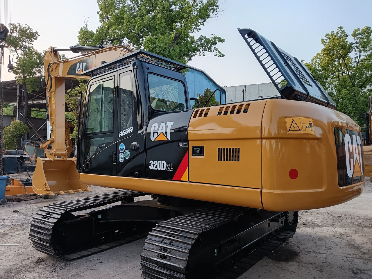 CATERPILLAR 320D CAT 320D2L - Bager goseničar: slika 1 CATERPILLAR 320D CAT 320D2L - Bager goseničar: slika 1