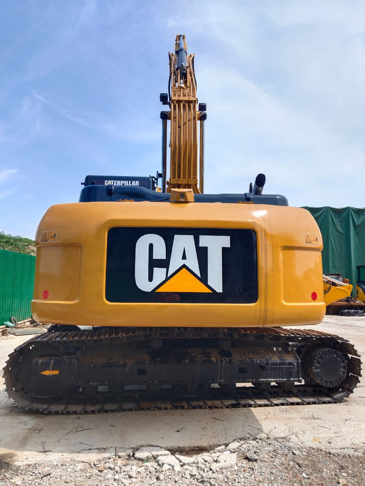 CATERPILLAR 320D2 Caterpillar 320D D2 L with Powerful C7.1 Diesel Engine - Bager goseničar: slika 2 CATERPILLAR 320D2 Caterpillar 320D D2 L with Powerful C7.1 Diesel Engine - Bager goseničar: slika 2