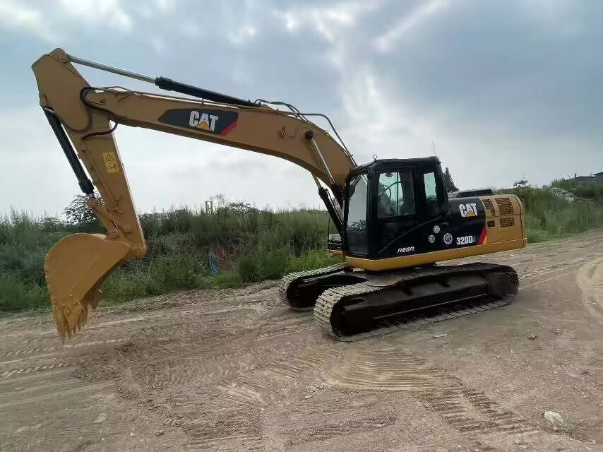 CATERPILLAR 320D2L CAT - Bager goseničar: slika 5 CATERPILLAR 320D2L CAT - Bager goseničar: slika 5