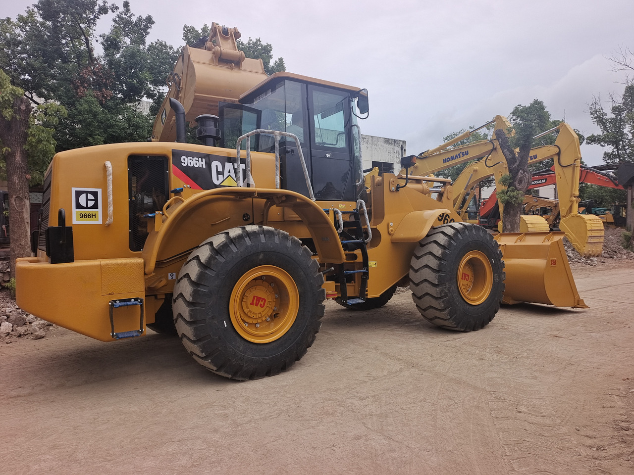 CATERPILLAR 966H CAT - Kolesni nakladalec: slika 1 CATERPILLAR 966H CAT - Kolesni nakladalec: slika 1