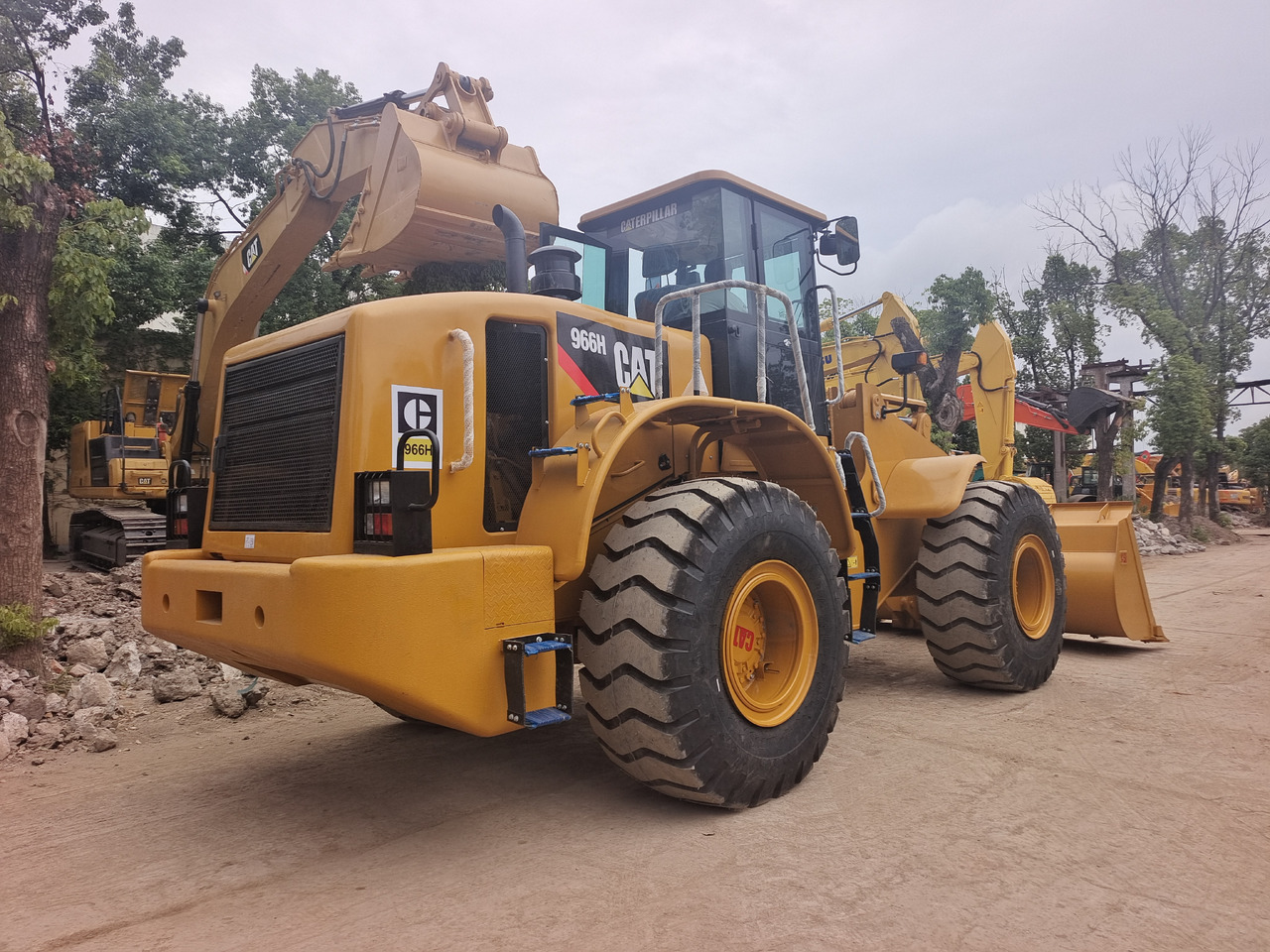 CATERPILLAR 966H CAT - Kolesni nakladalec: slika 2 CATERPILLAR 966H CAT - Kolesni nakladalec: slika 2