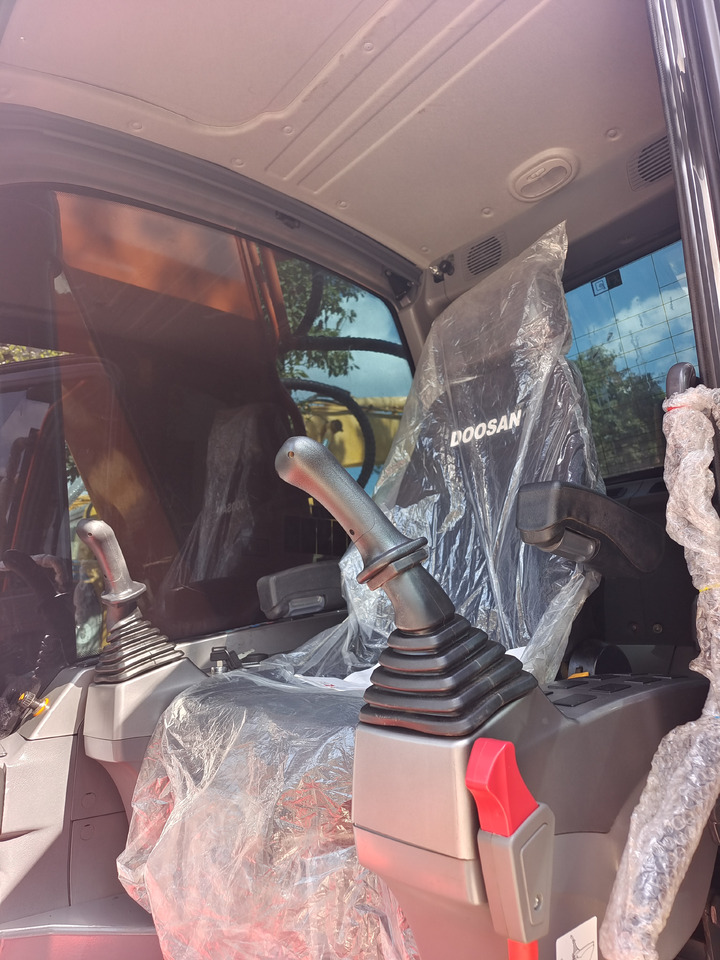 DOOSAN DX225 DX300 DX340 DX225LCA DX225LC-9C - Bager goseničar: slika 4 DOOSAN DX225 DX300 DX340 DX225LCA DX225LC-9C - Bager goseničar: slika 4