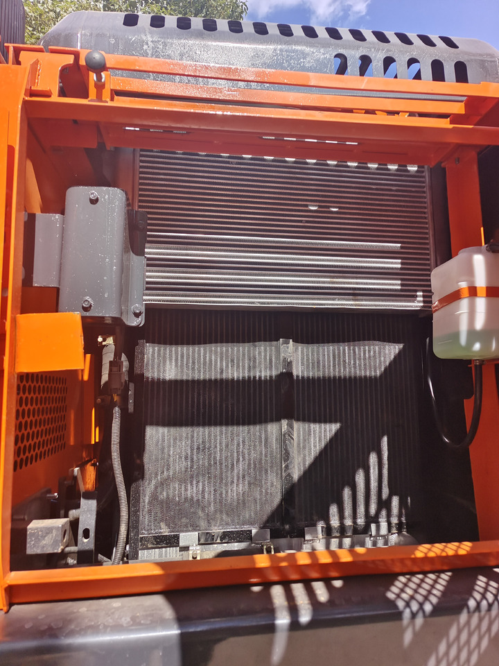 DOOSAN DX225 DX300 DX340 DX225LCA DX225LC-9C - Bager goseničar: slika 3 DOOSAN DX225 DX300 DX340 DX225LCA DX225LC-9C - Bager goseničar: slika 3