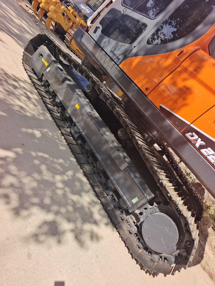 DOOSAN DX225LCA DX225LC-9C DX300 DX340 - Bager goseničar: slika 2 DOOSAN DX225LCA DX225LC-9C DX300 DX340 - Bager goseničar: slika 2