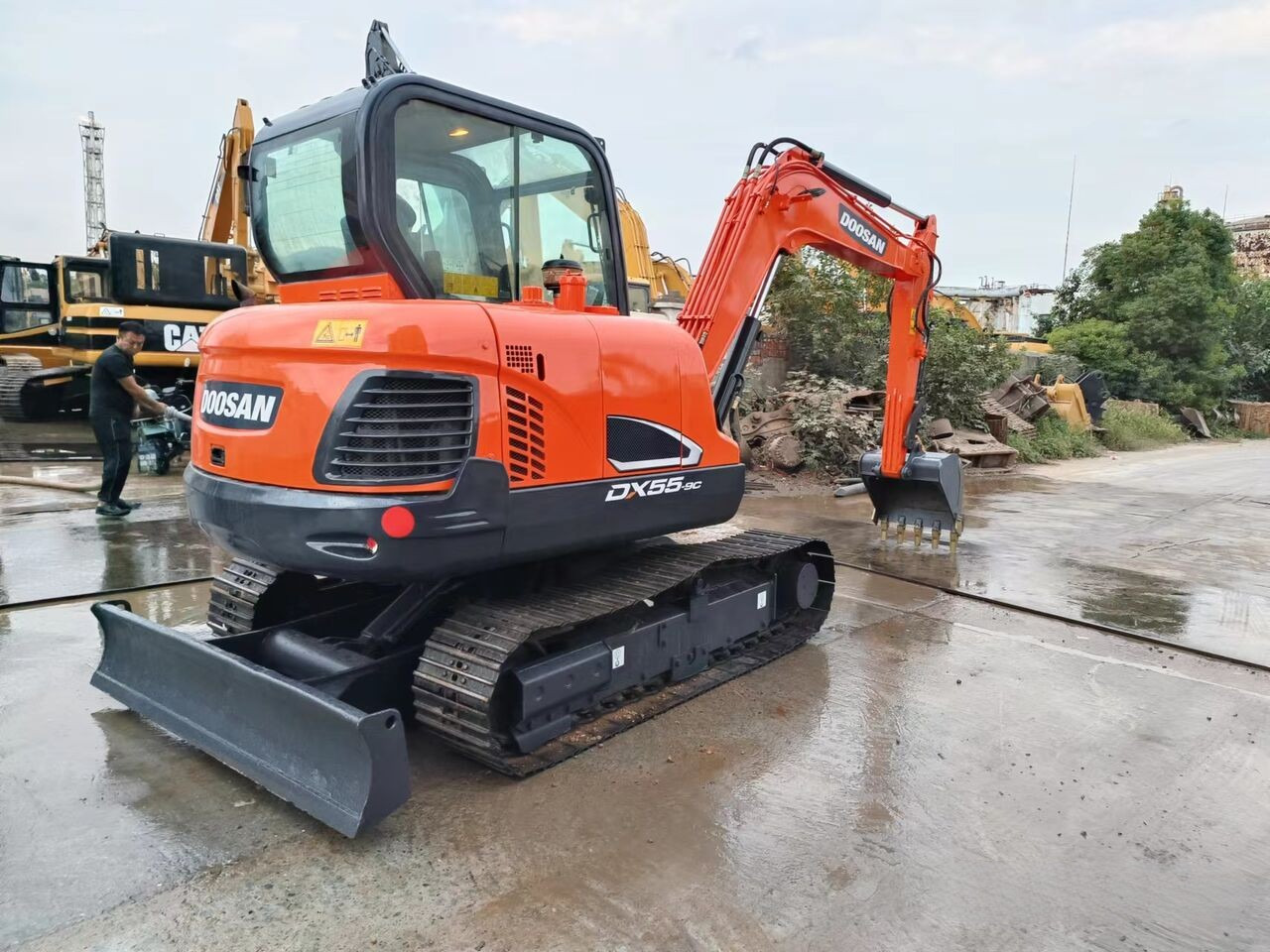 DOOSAN DX55-9C - Mini bager: slika 1 DOOSAN DX55-9C - Mini bager: slika 1