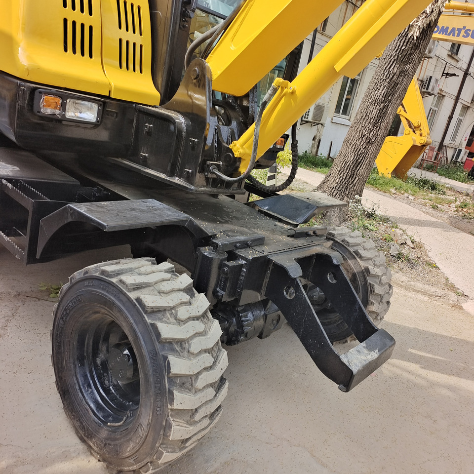 HYUNDAI 60W-7 - Bager na kolesih: slika 2 HYUNDAI 60W-7 - Bager na kolesih: slika 2