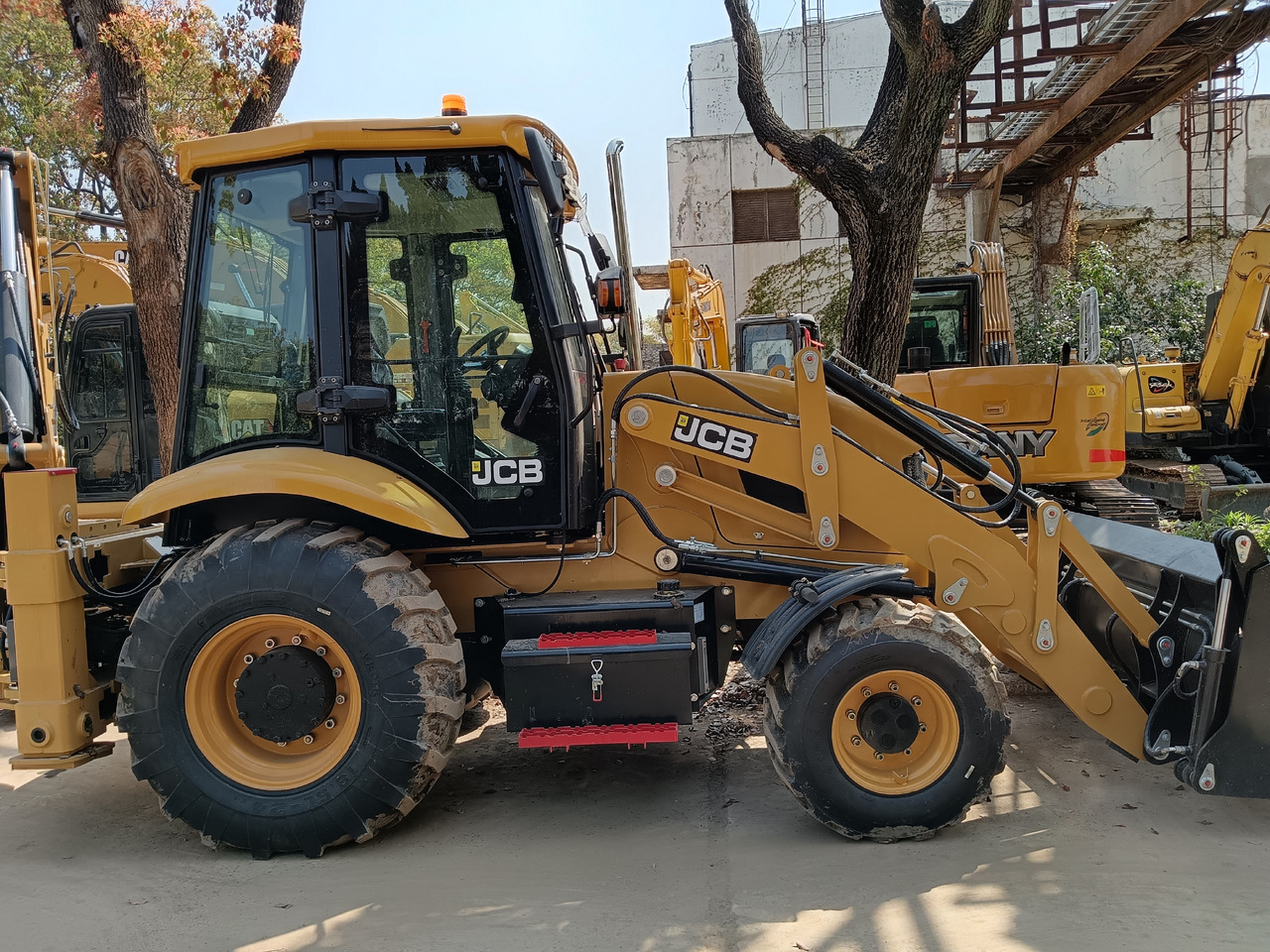 JCB 3CX - Bager nakladalec: slika 5 JCB 3CX - Bager nakladalec: slika 5