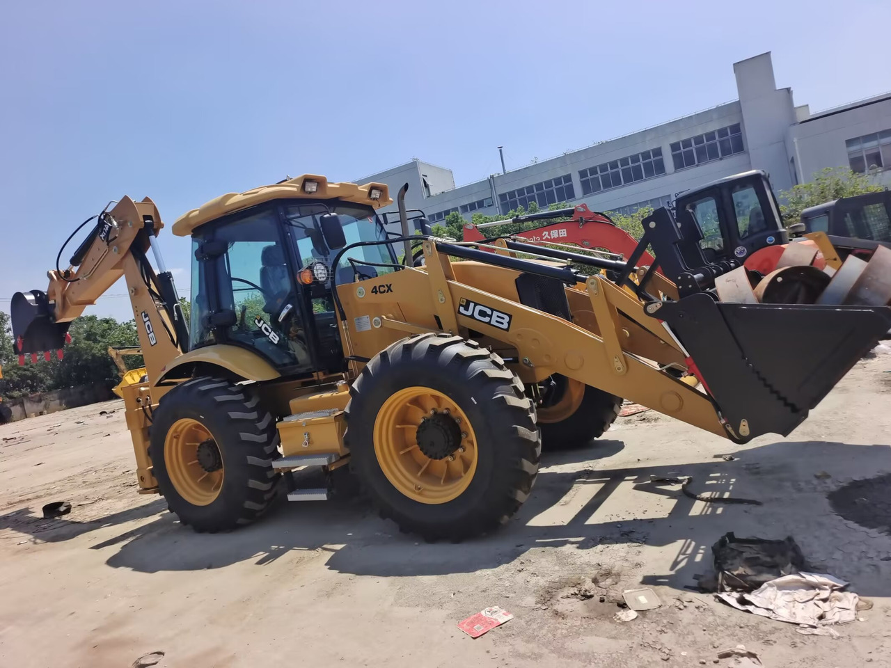 JCB 4CX 4 BY 4 - Bager nakladalec: slika 3 JCB 4CX 4 BY 4 - Bager nakladalec: slika 3