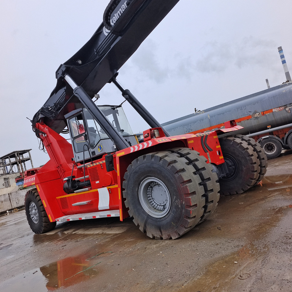 KALMAR DRF450 - Dosežni viličar: slika 4 KALMAR DRF450 - Dosežni viličar: slika 4