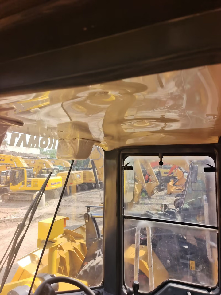 KOMATSU WA470-3 - Kolesni nakladalec: slika 5 KOMATSU WA470-3 - Kolesni nakladalec: slika 5