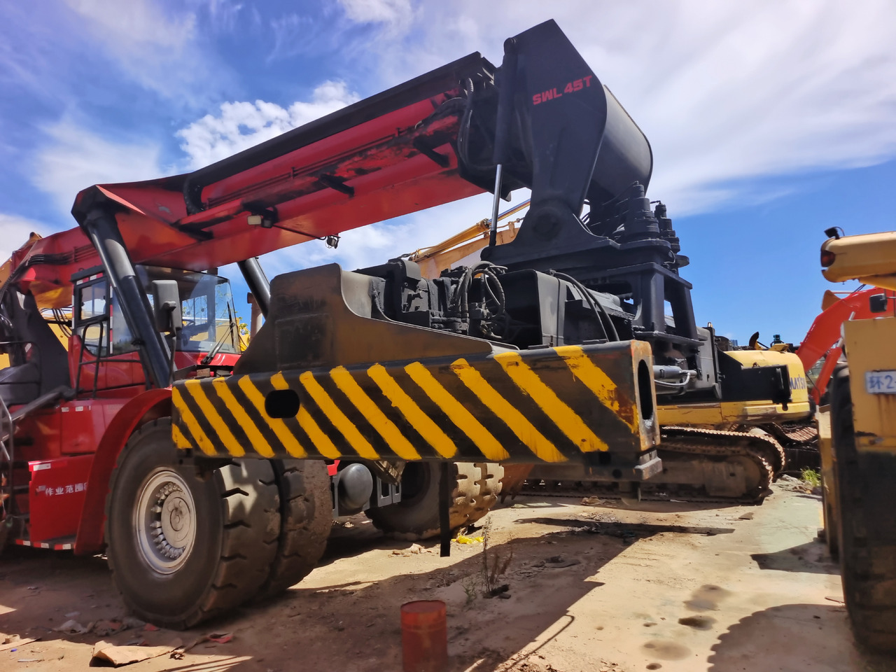 SANY SRSC 45C23 SRSC45C30 45 TON - Dosežni viličar: slika 4 SANY SRSC 45C23 SRSC45C30 45 TON - Dosežni viličar: slika 4
