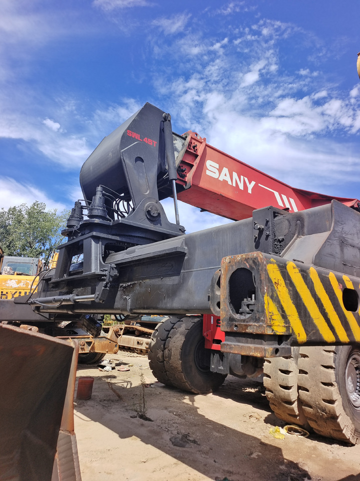SANY SRSC45C23 45 TON - Dosežni viličar: slika 2 SANY SRSC45C23 45 TON - Dosežni viličar: slika 2