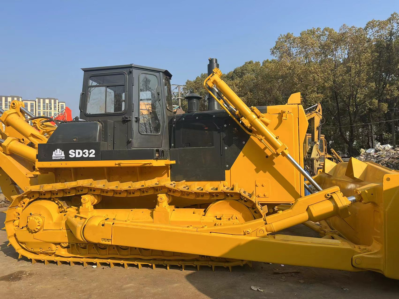 Buldožer SHANTUI SD32 SD 22 16 13: slika 1