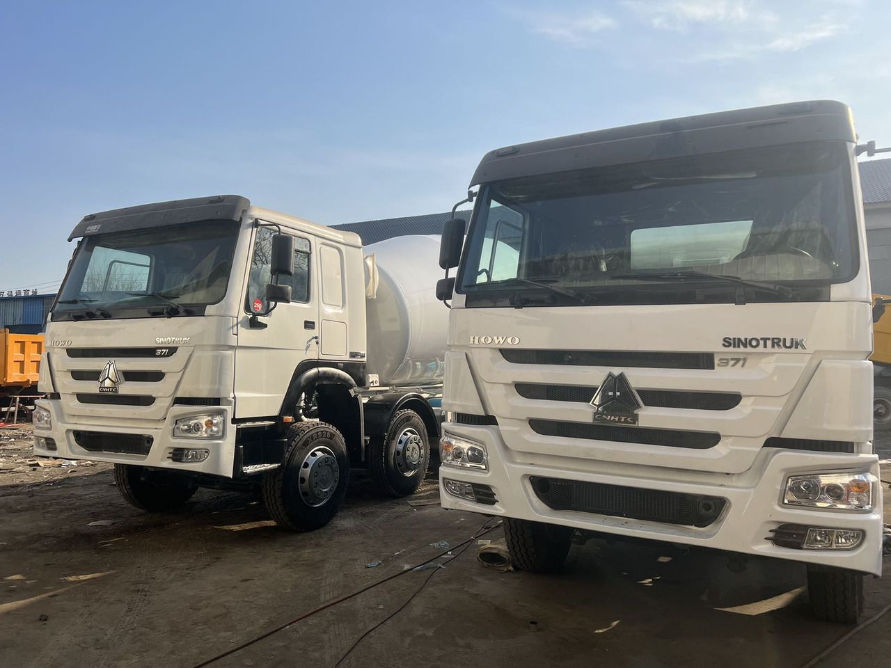 SINOTRUK HOWO 371 8X4 16 Cubic Meter SINOTRUK Howo Concrete Mixer Truck - Avtomešalec: slika 3 SINOTRUK HOWO 371 8X4 16 Cubic Meter SINOTRUK Howo Concrete Mixer Truck - Avtomešalec: slika 3