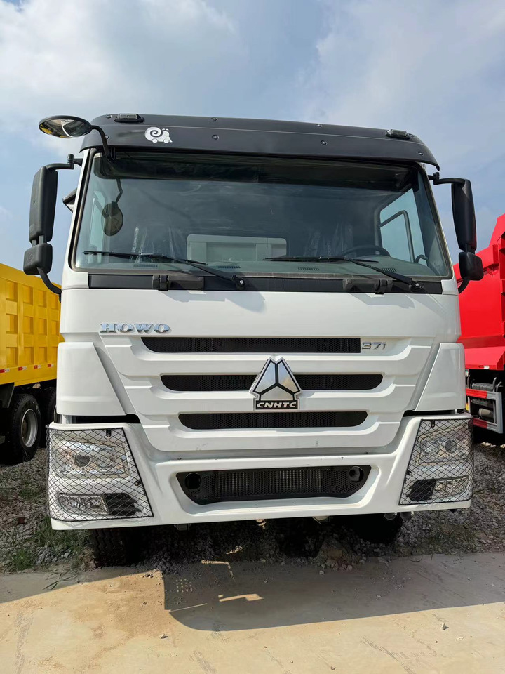 SINOTRUK HOWO DUMP TRUCK 6*4 8*4 371 380 400 420 460 HP - Tovornjak prekucnik: slika 5 SINOTRUK HOWO DUMP TRUCK 6*4 8*4 371 380 400 420 460 HP - Tovornjak prekucnik: slika 5