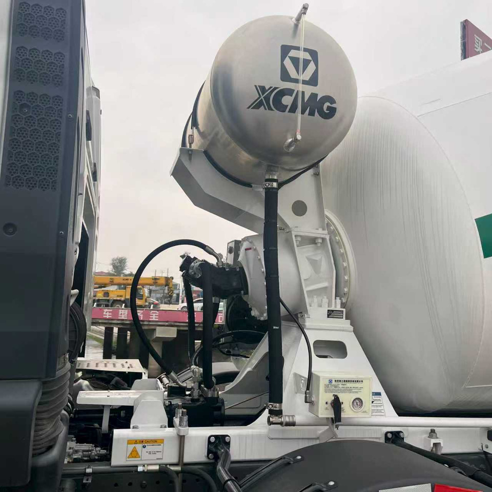 SINOTRUK TX350 HOWO Euro5 STAGE 5 TIER FIVE - Avtomešalec: slika 3 SINOTRUK TX350 HOWO Euro5 STAGE 5 TIER FIVE - Avtomešalec: slika 3