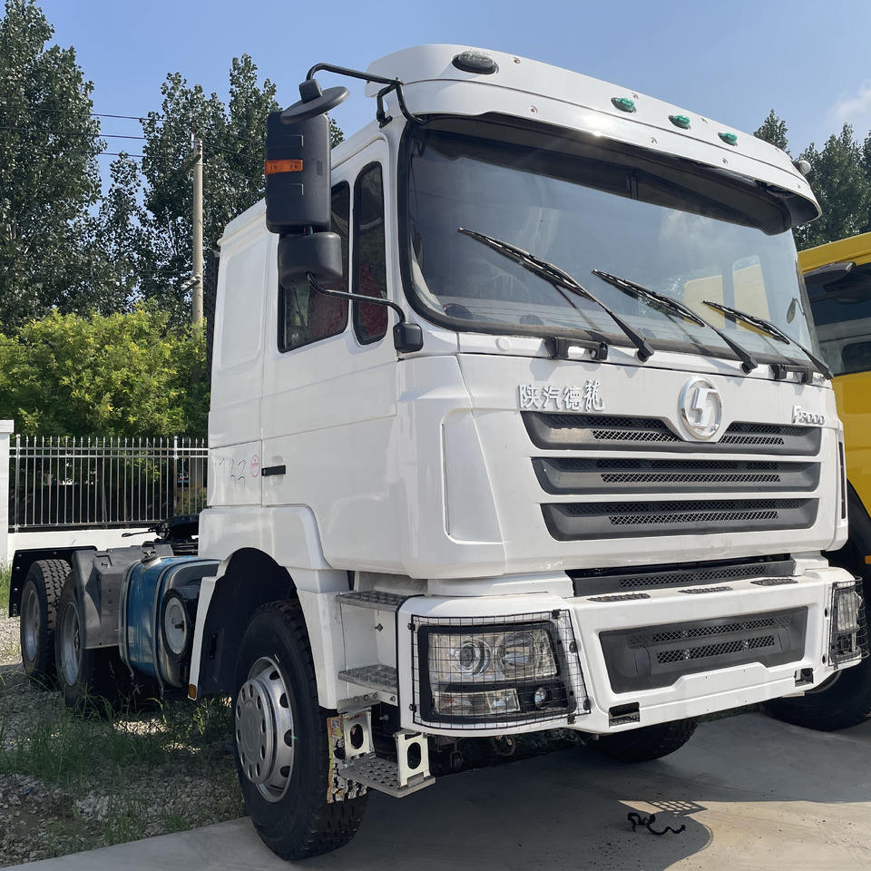 SHACMAN F3000 TRACTOR HEAD - Vlačilec: slika 1 SHACMAN F3000 TRACTOR HEAD - Vlačilec: slika 1