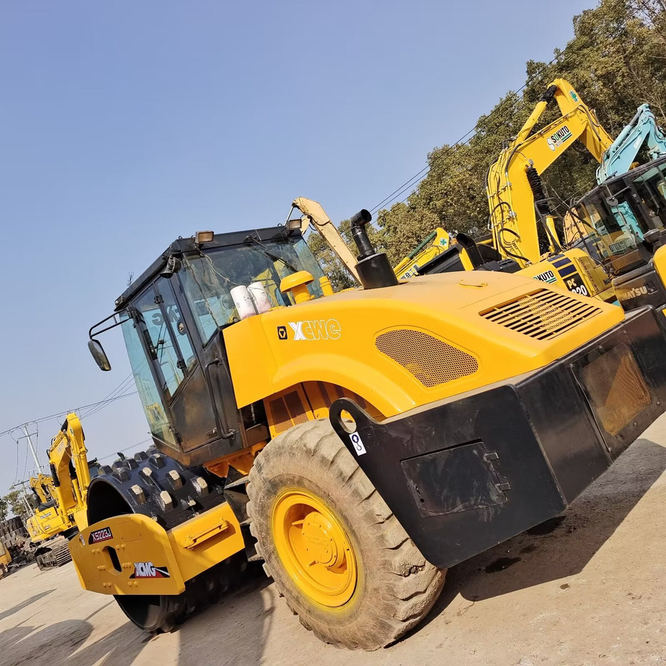 XCMG XS 223J WITH SHEET HORN - Cestni valjar: slika 5 XCMG XS 223J WITH SHEET HORN - Cestni valjar: slika 5