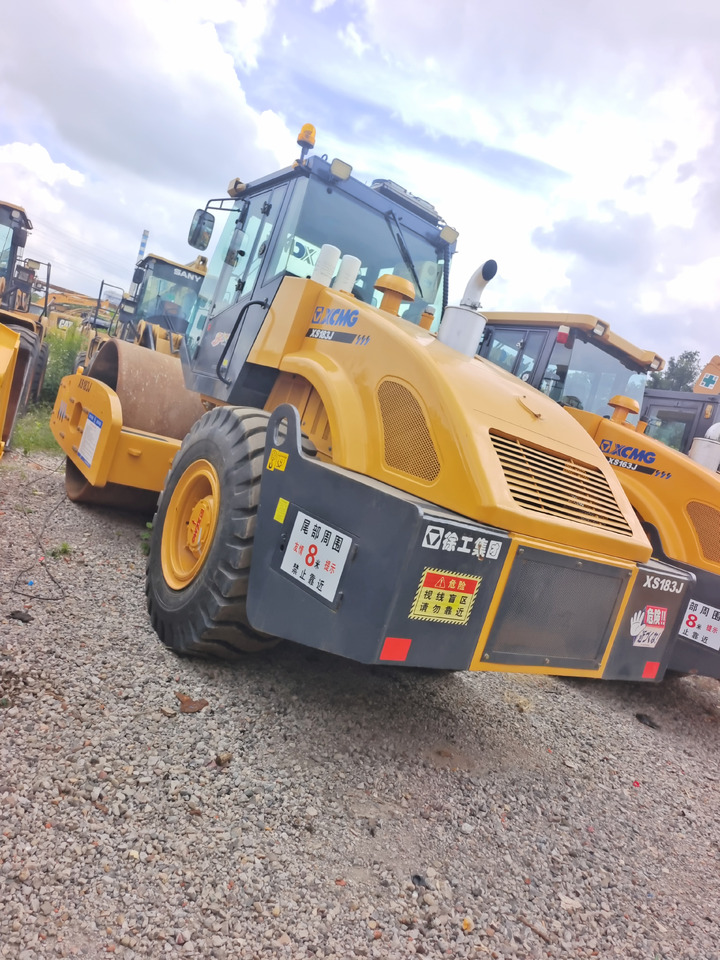 XCMG XS183J - Cestni valjar: slika 2 XCMG XS183J - Cestni valjar: slika 2