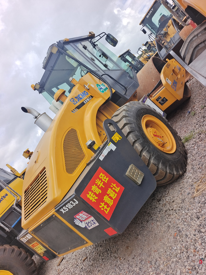 XCMG XS183J - Cestni valjar: slika 3 XCMG XS183J - Cestni valjar: slika 3