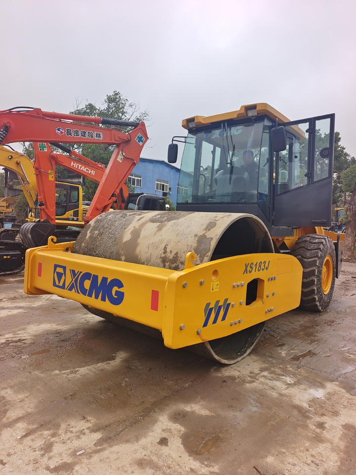 XCMG XS183J - Cestni valjar: slika 2 XCMG XS183J - Cestni valjar: slika 2