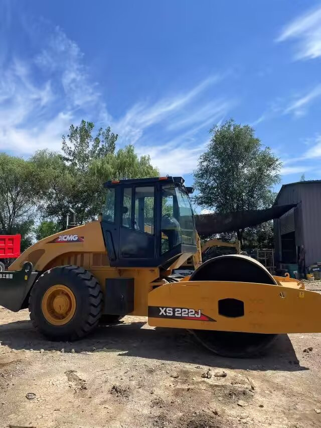 XCMG XS222J XS223J - Cestni valjar: slika 3 XCMG XS222J XS223J - Cestni valjar: slika 3